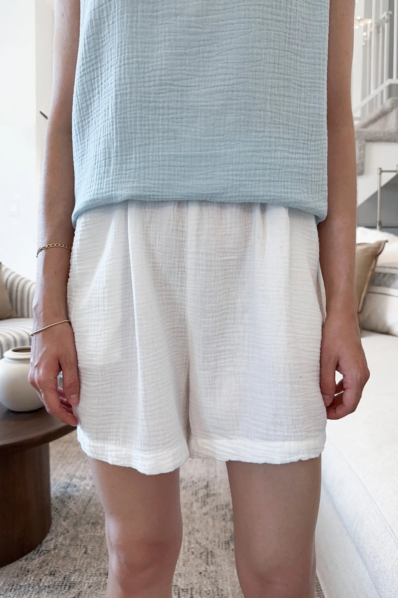 August Cotton Shorts in Coconut - Image 3