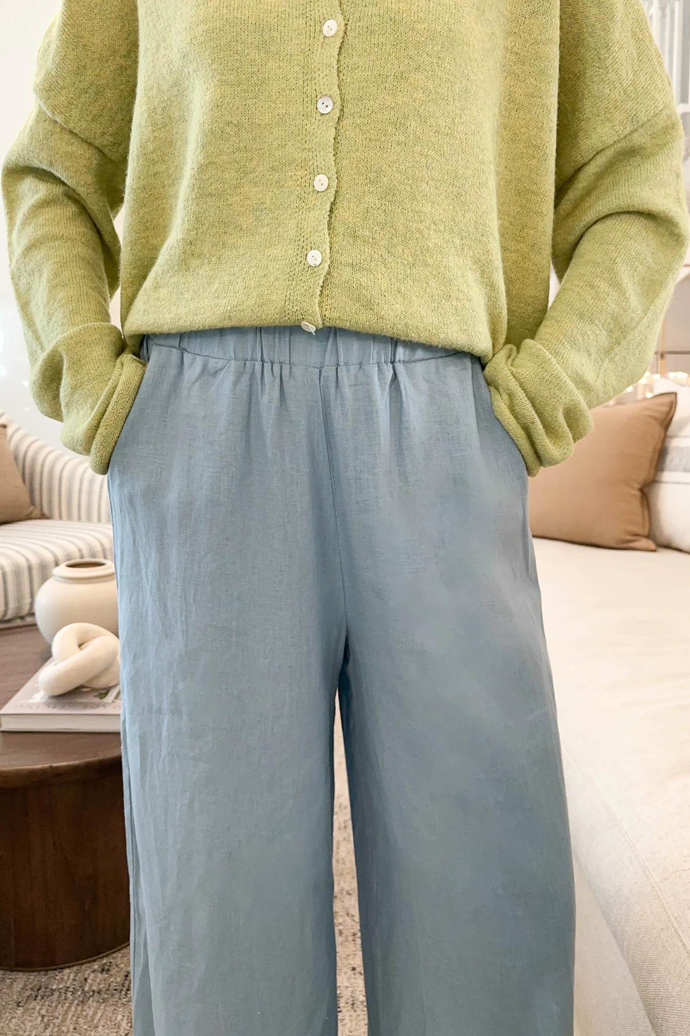 Bermuda Lightweight Linen Pants - Image 5