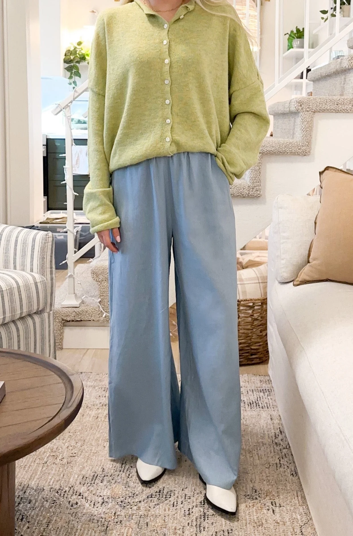 Bermuda Lightweight Linen Pants - Image 6