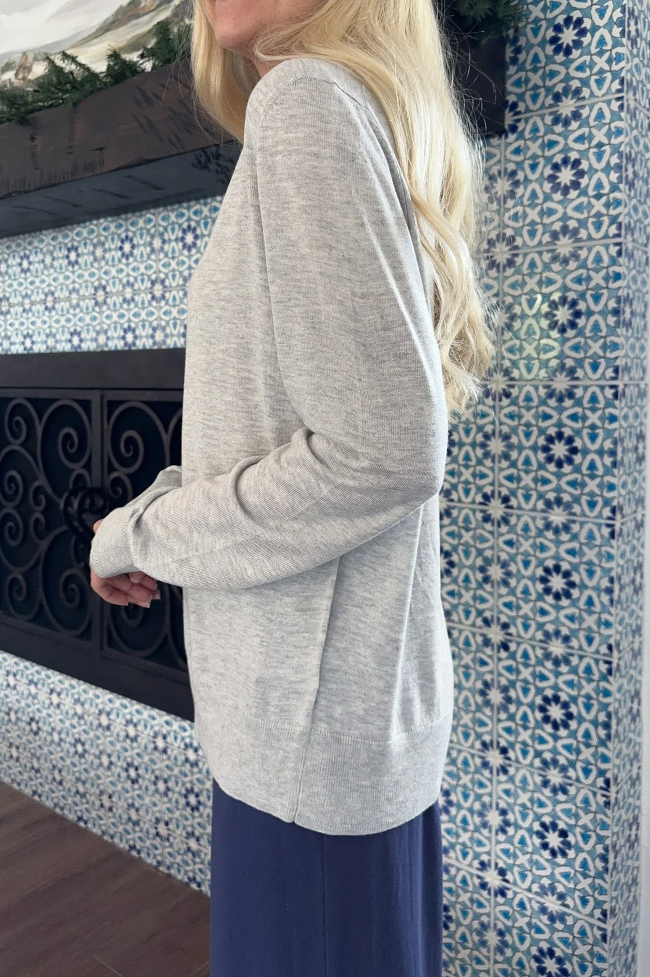 Bennett Lightweight V Neck Sweater Top - Image 3