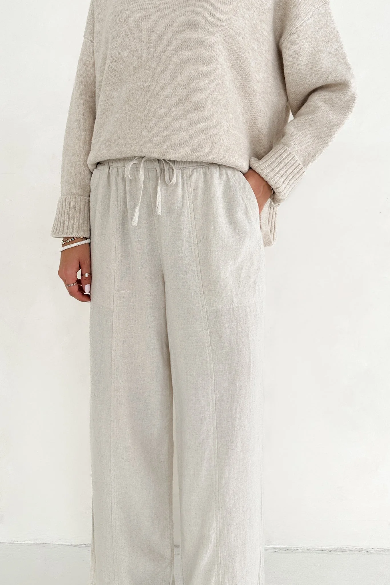 Bungalow Linen Pants in Oatmeal - Image 2
