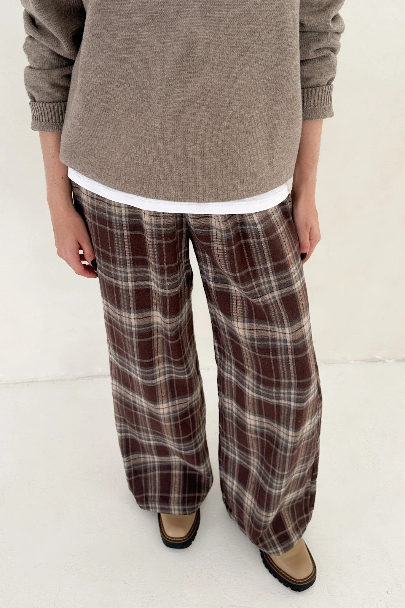 Aspen Pajama Style Pants in Mocha