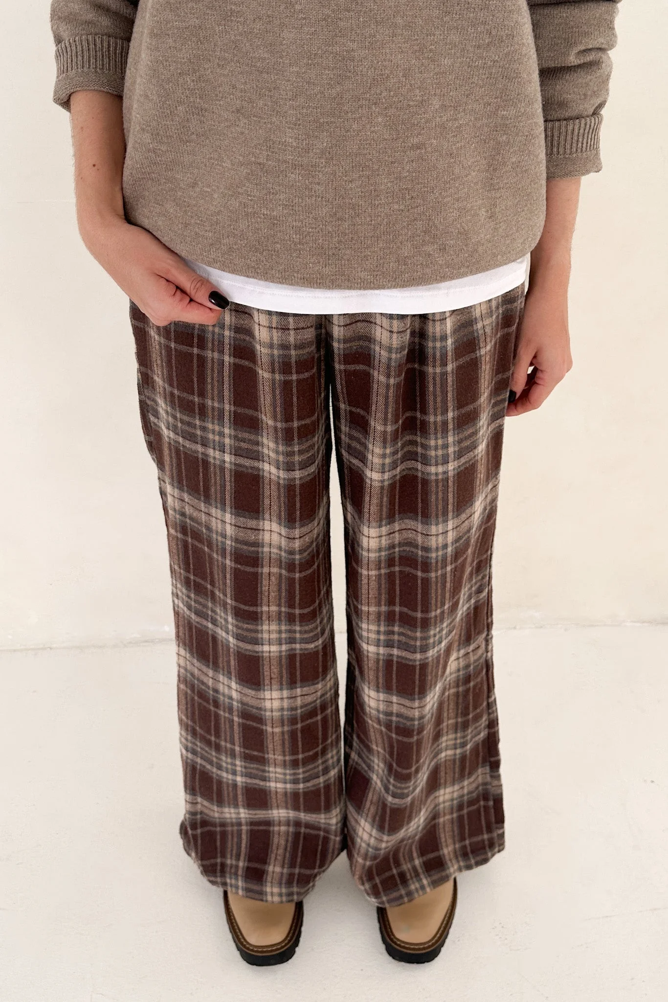 Aspen Pajama Style Pants in Mocha - Image 3