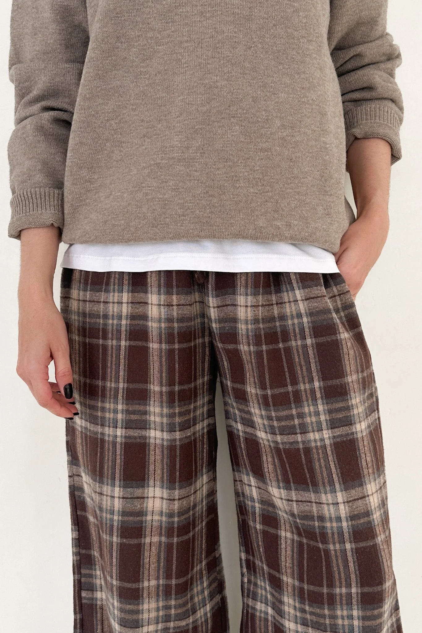 Aspen Pajama Style Pants in Mocha - Image 4