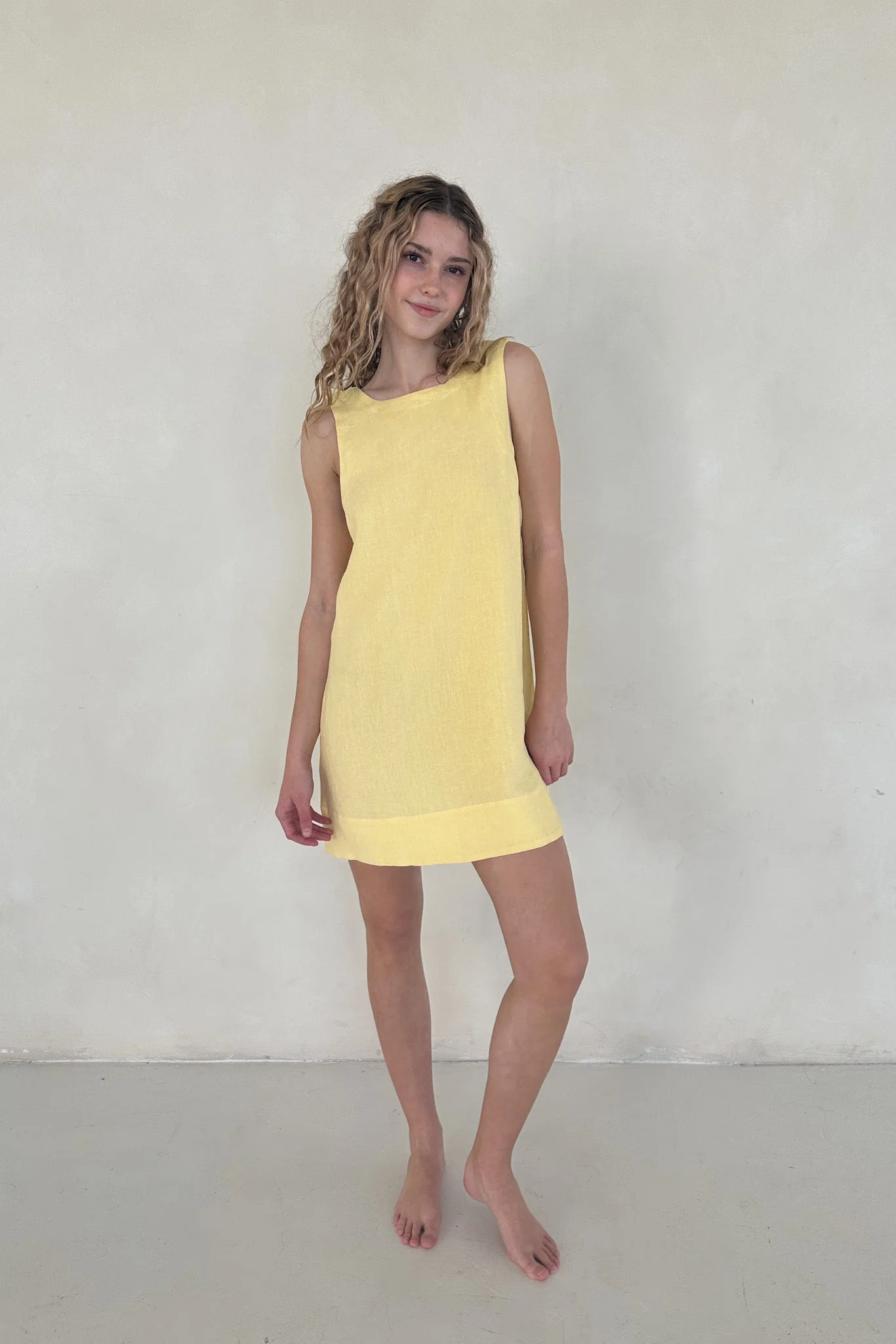 Capri Linen Dress in Pineapple - Image 5