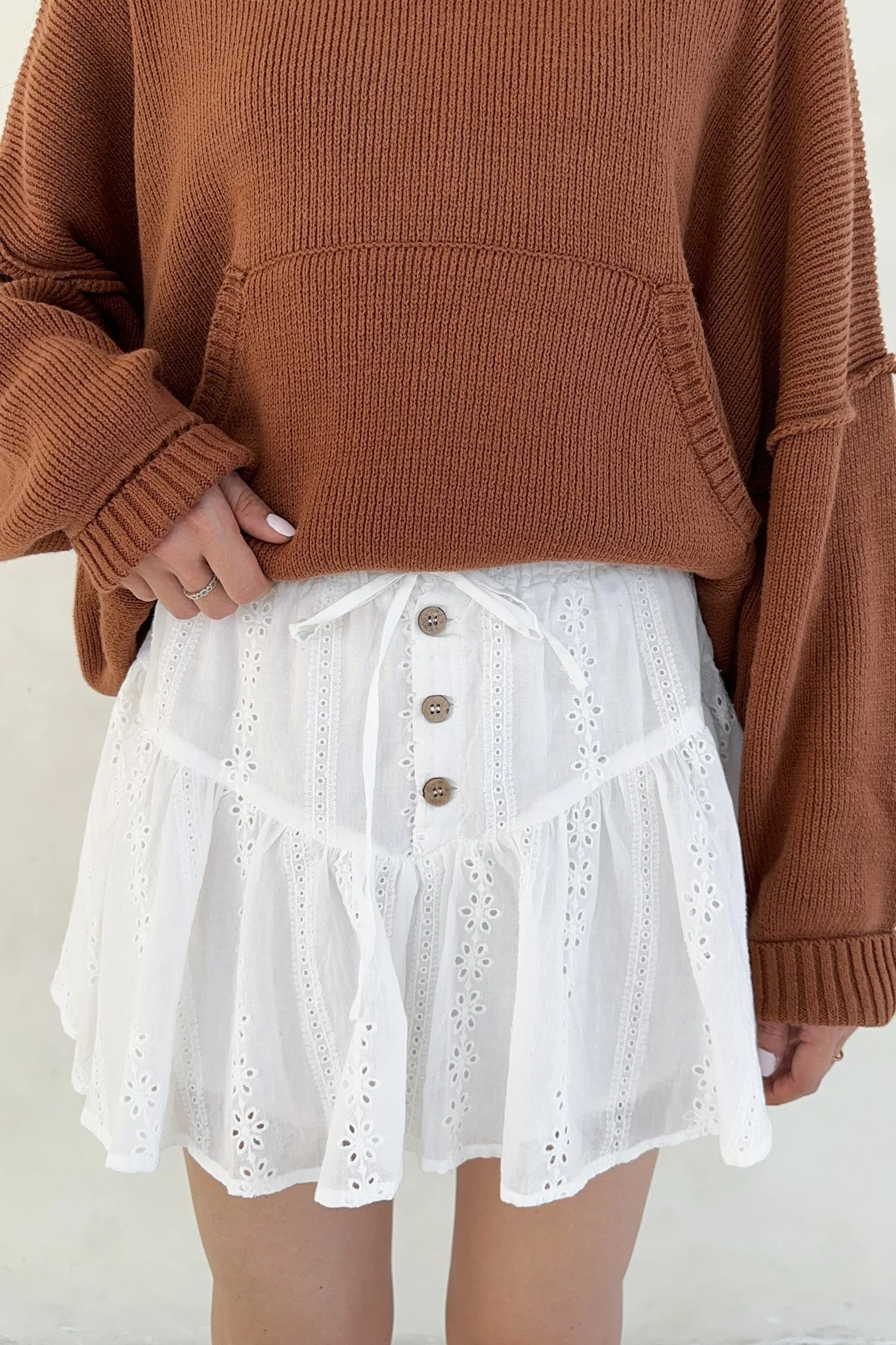 Caris Drawstring Waist Eyelet Mini Skort - Image 4