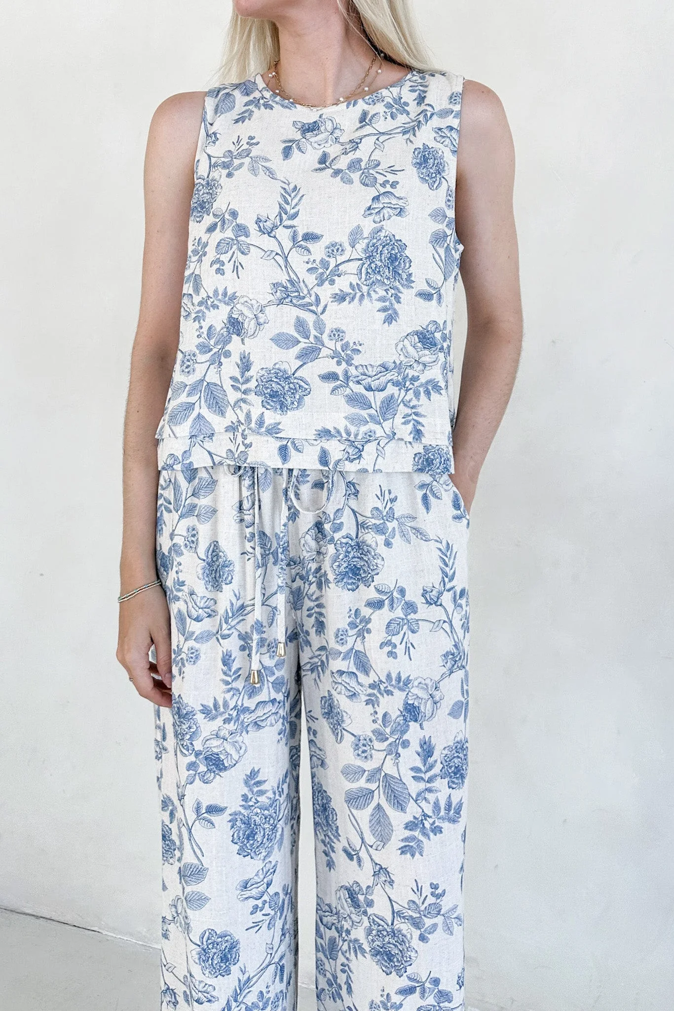 Château Printed Soft Linen Blend Tank - Image 7