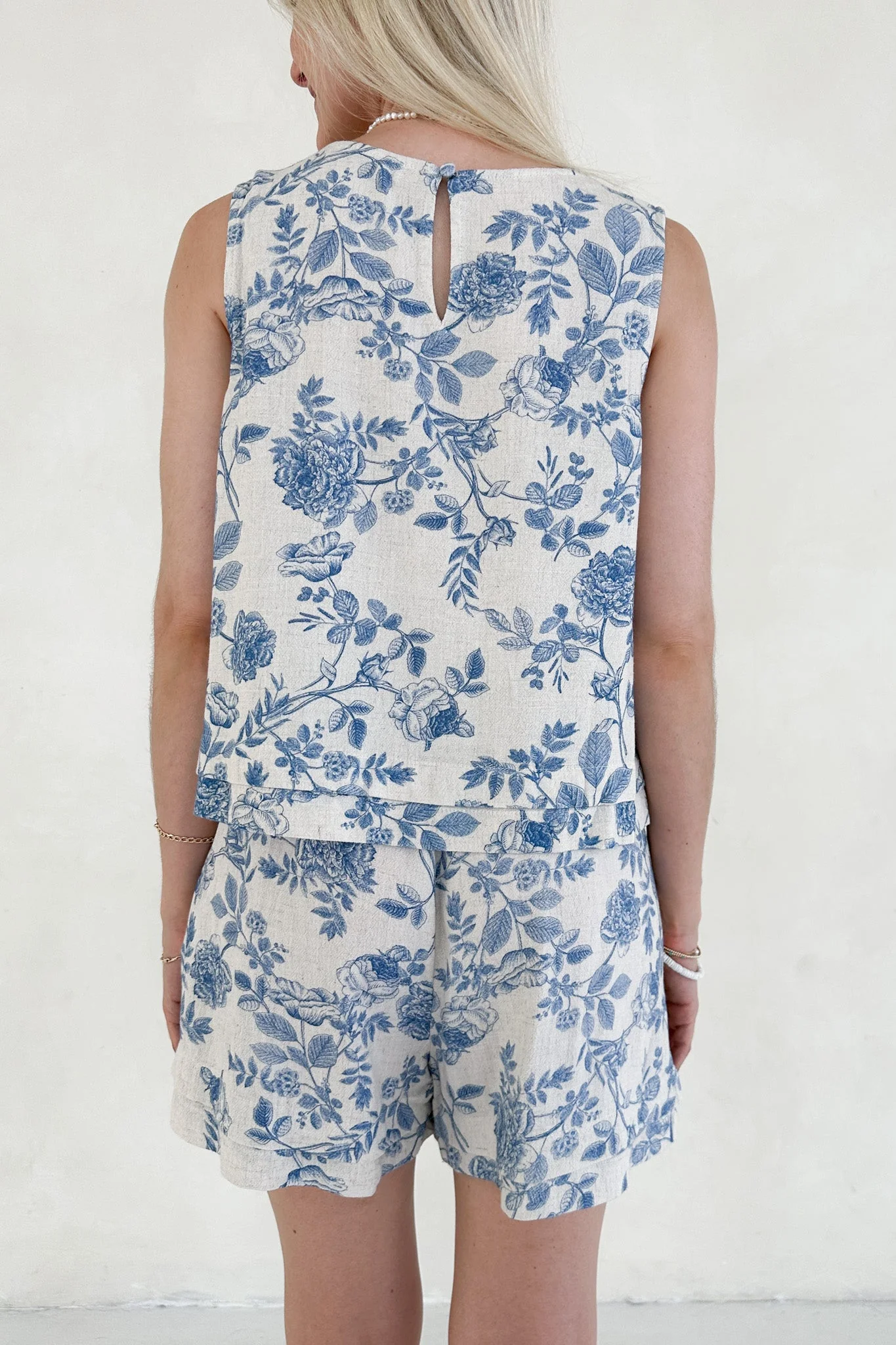 Château Printed Soft Linen Blend Tank - Image 9
