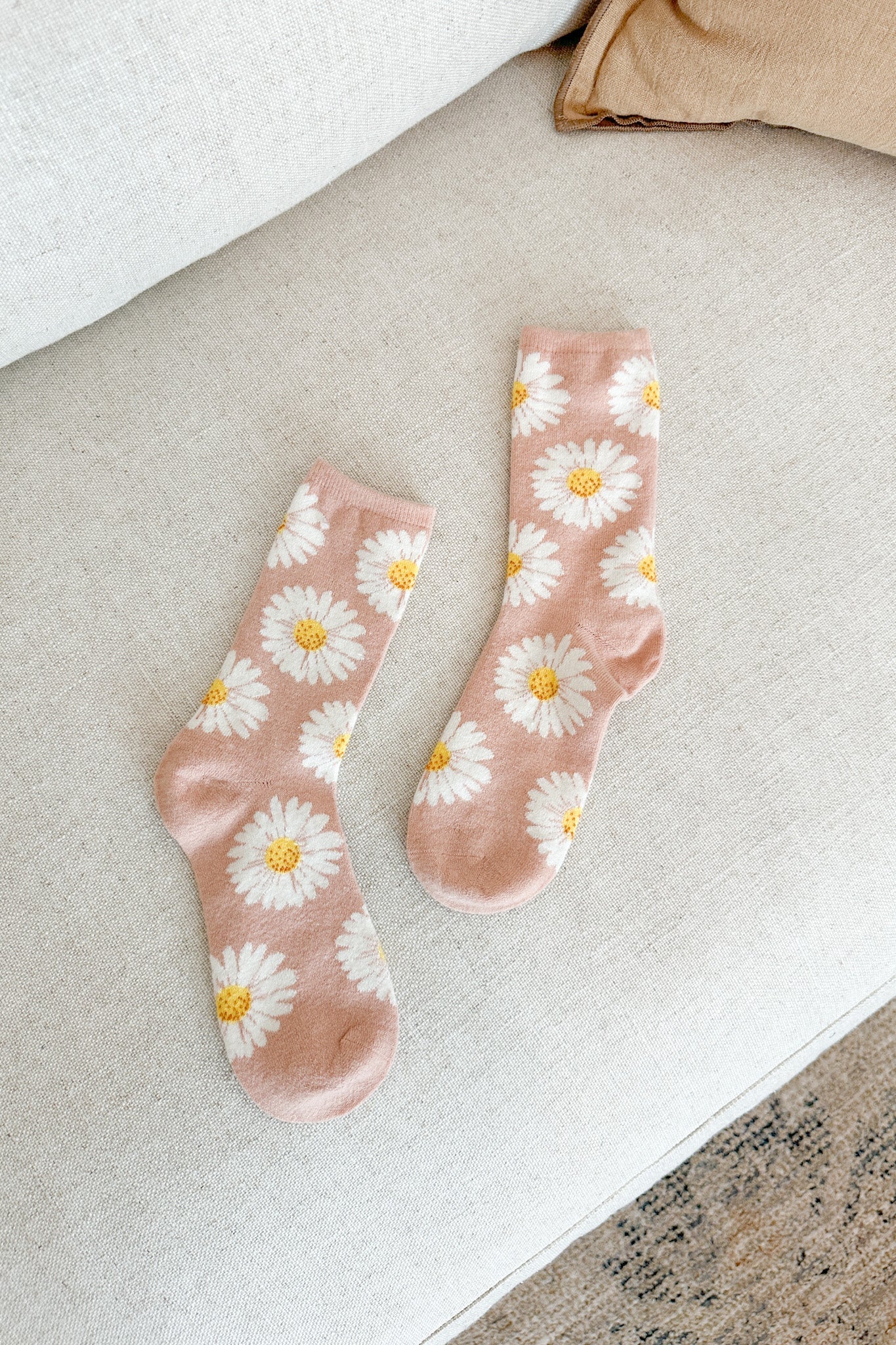 Daisies Cashmere Crew Socks - Image 3