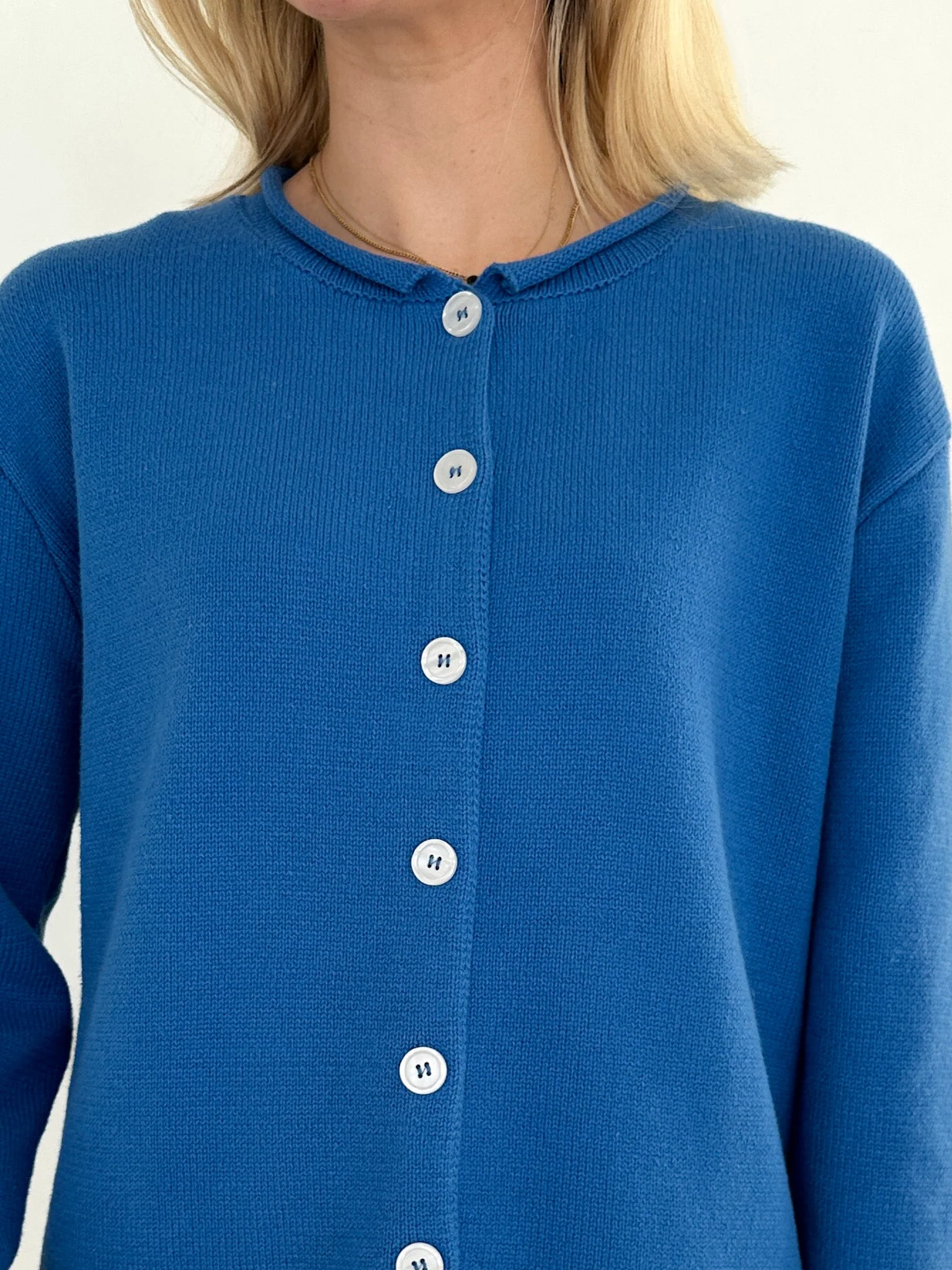 Daisy Rolled Neckline Button Up Cotton Cardigan in Royal - Image 3