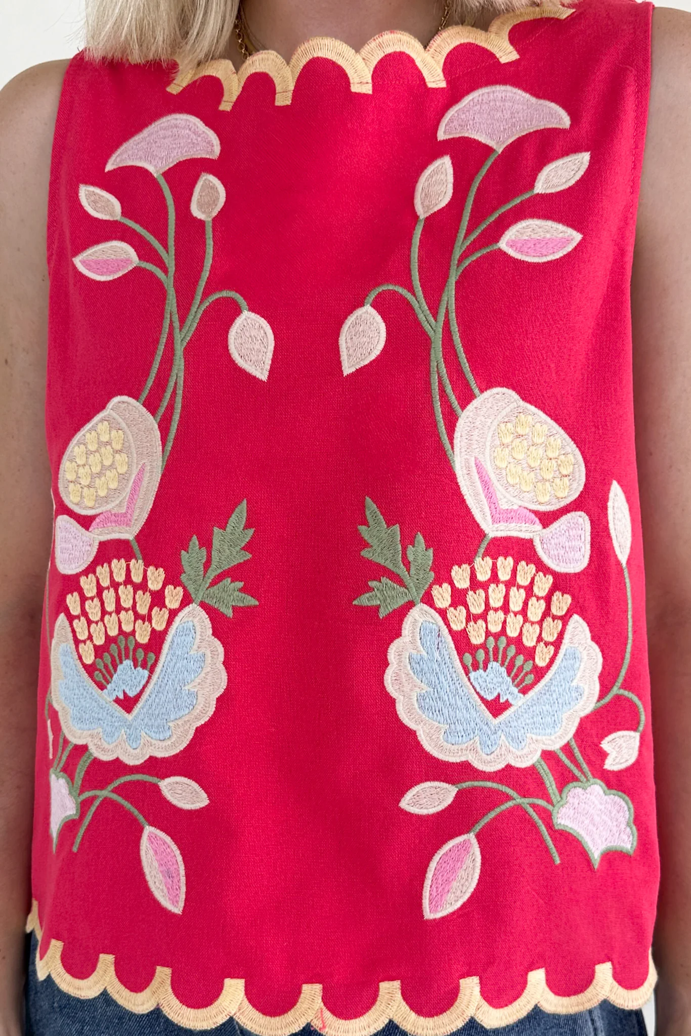 Eloise Sleeveless Floral Embroidered Top in Raspberry - Image 4