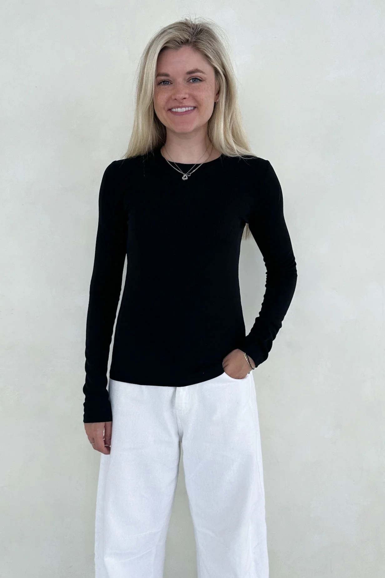 Everyday Layering Top in Black - Image 3