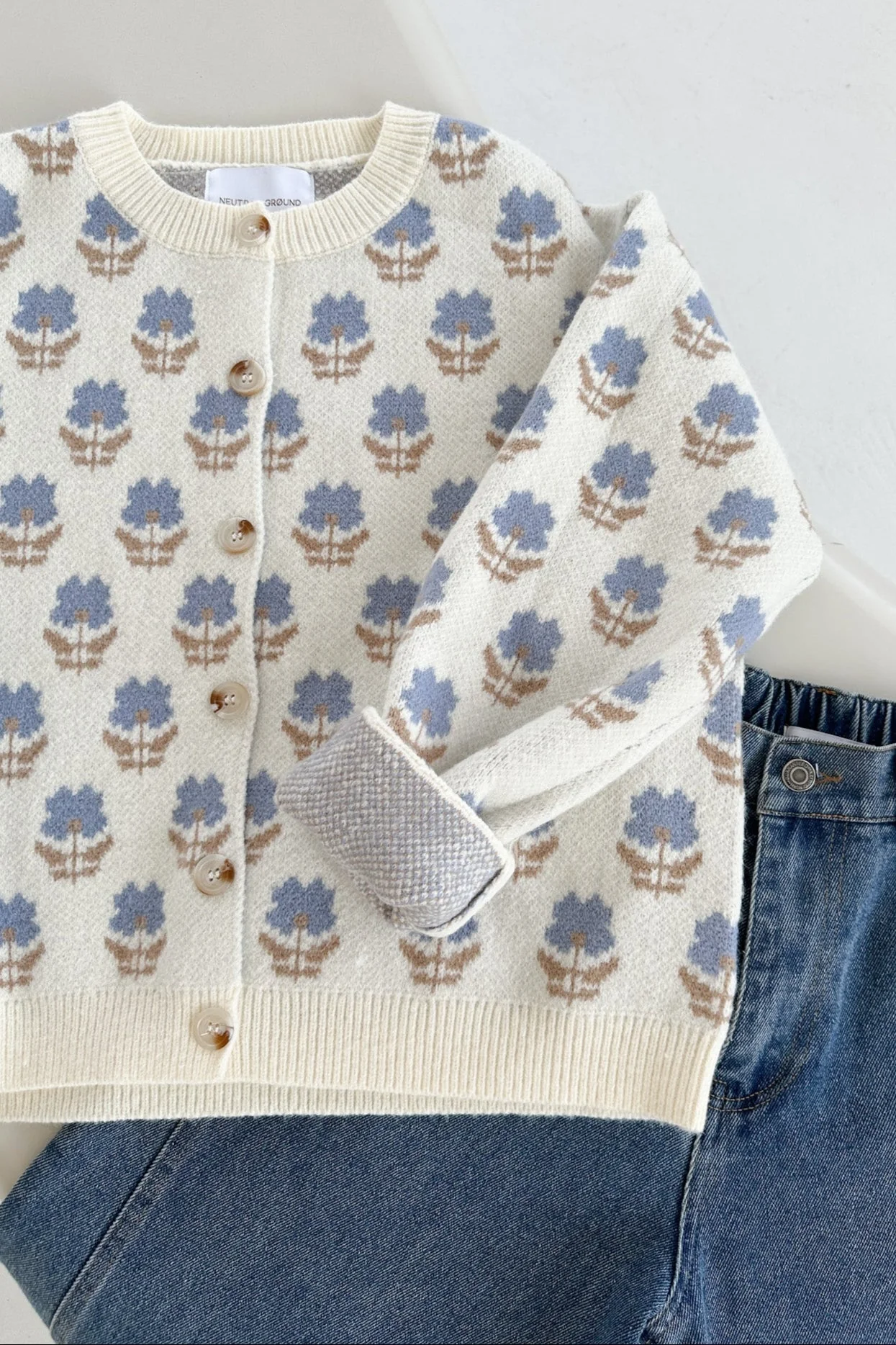 Fallon Periwinkle Floral Cardigan - Image 3