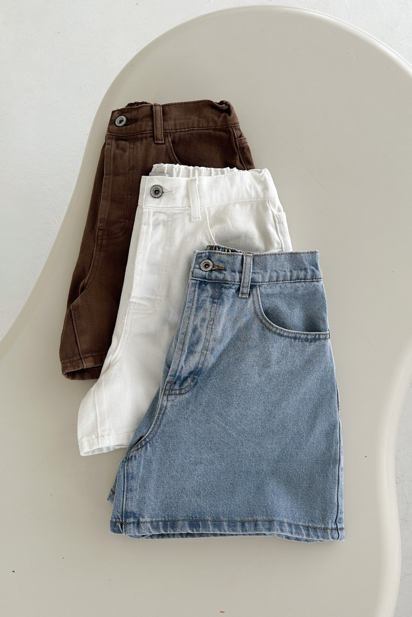 Hallie Classic A-line Denim Shorts in Mocha - Image 4
