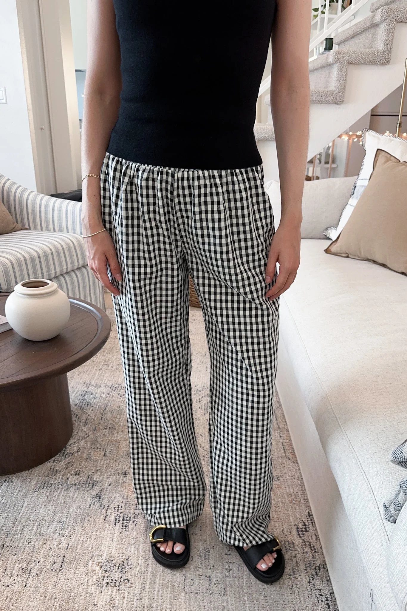 Hampton Relaxed Gingham Pants in Black