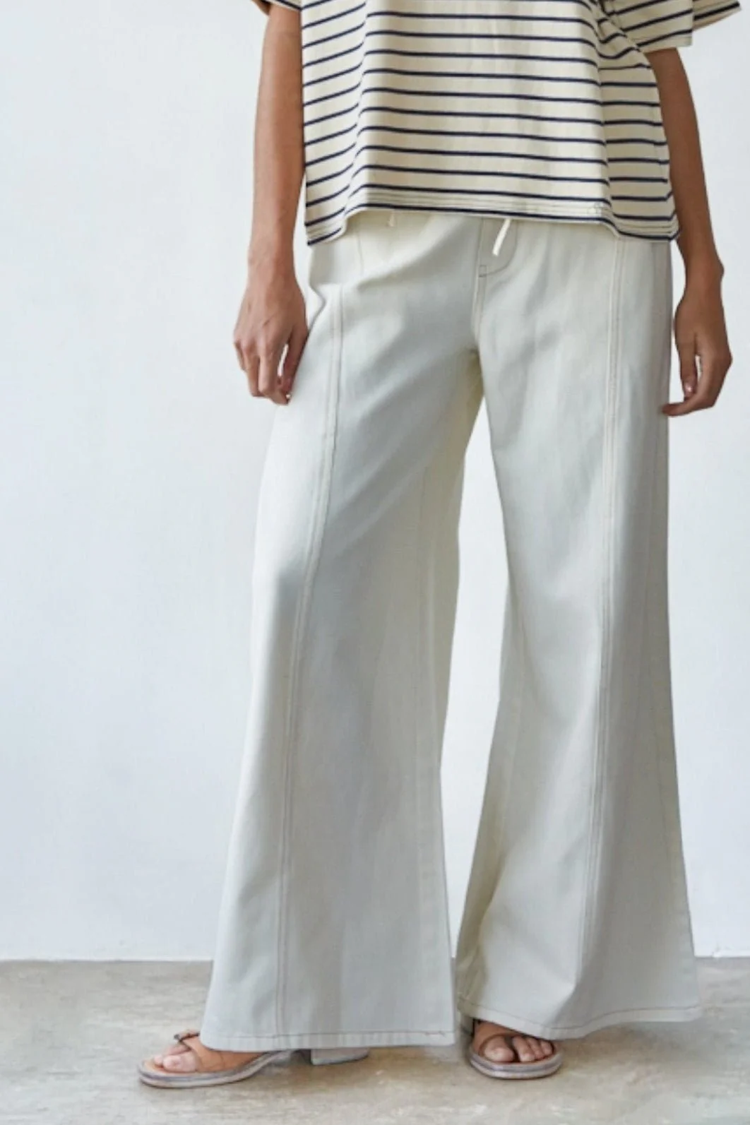 It's Groovy Wide Leg Jeans in Ecru - Image 4