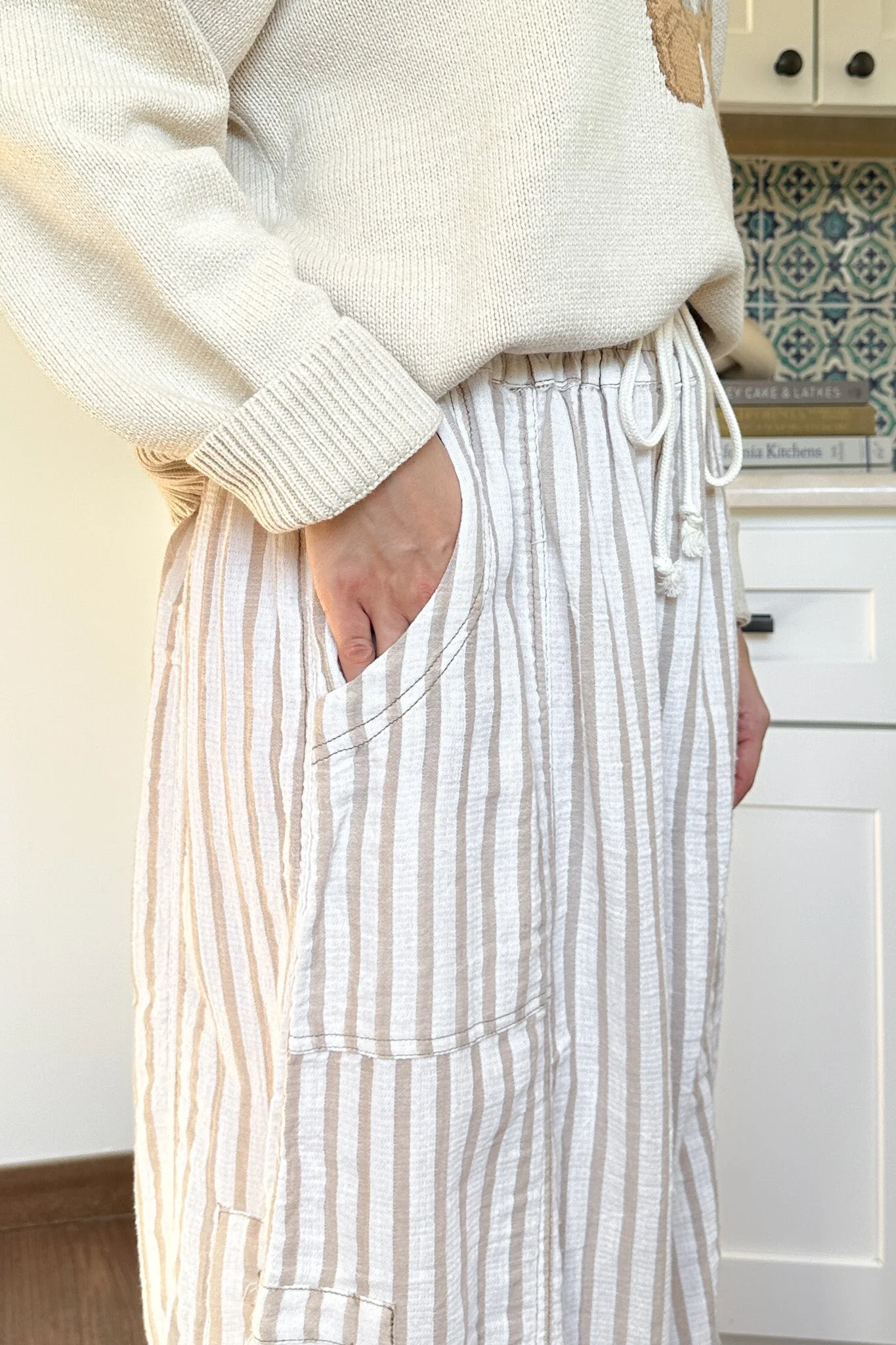 Josie Relaxed Striped Cotton Trousers in Taupe - Image 3