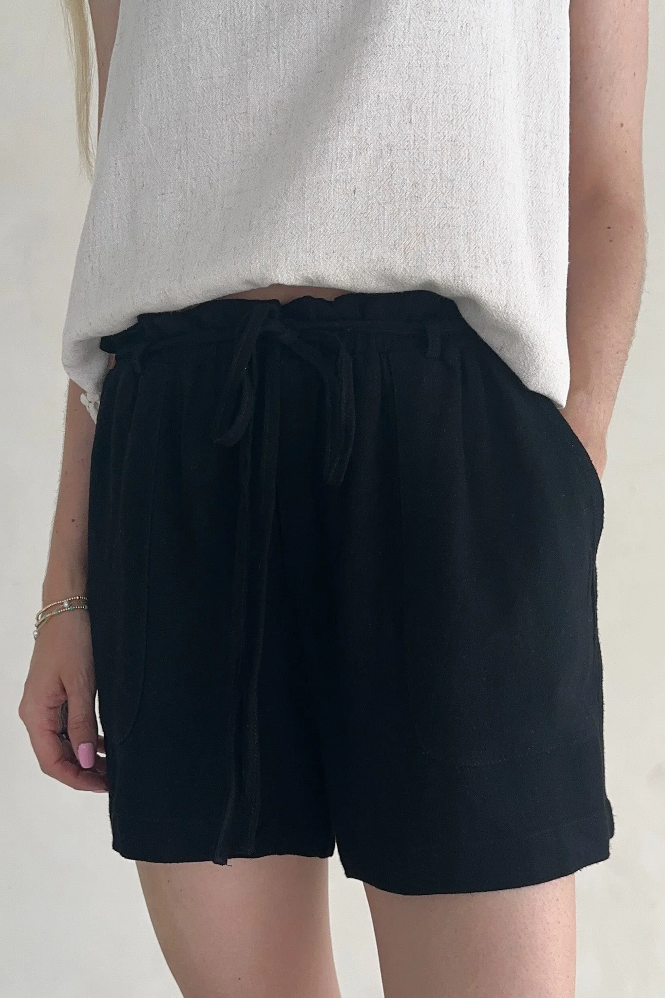 Layla Soft Linen Drawstring Shorts - Image 2