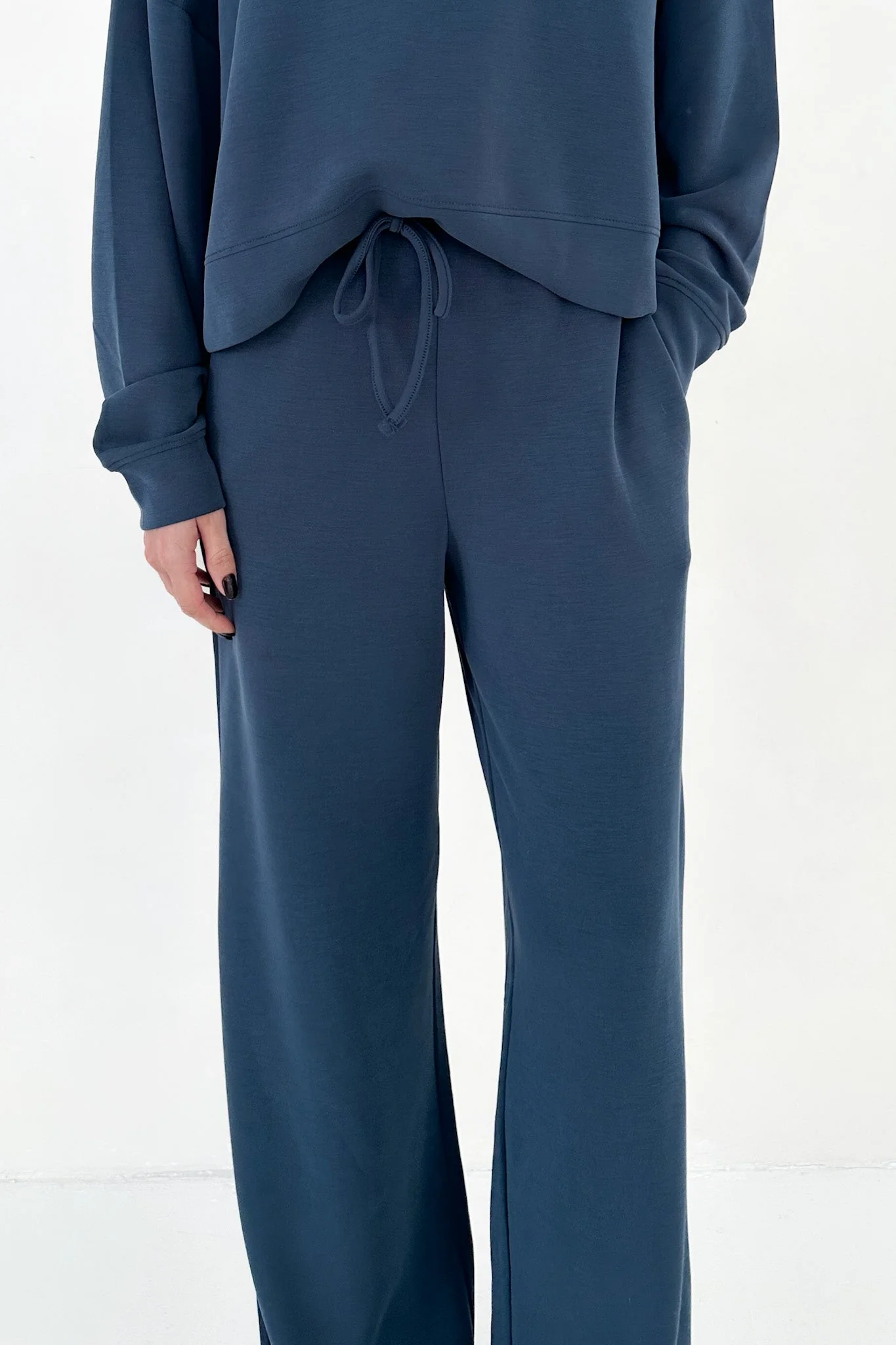 Like Butter Pants in Midnight Blue