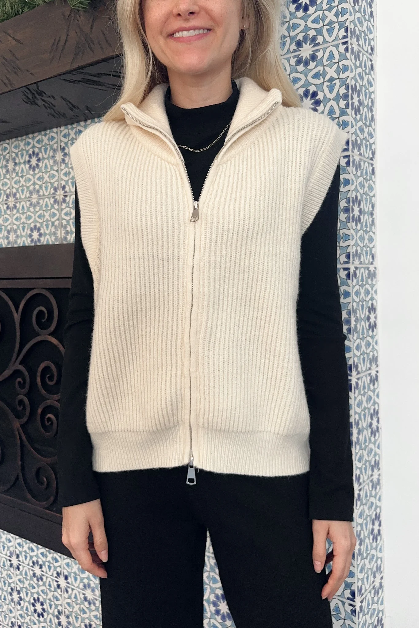 Lincoln Park Zip Up Sweater Vest - Image 3
