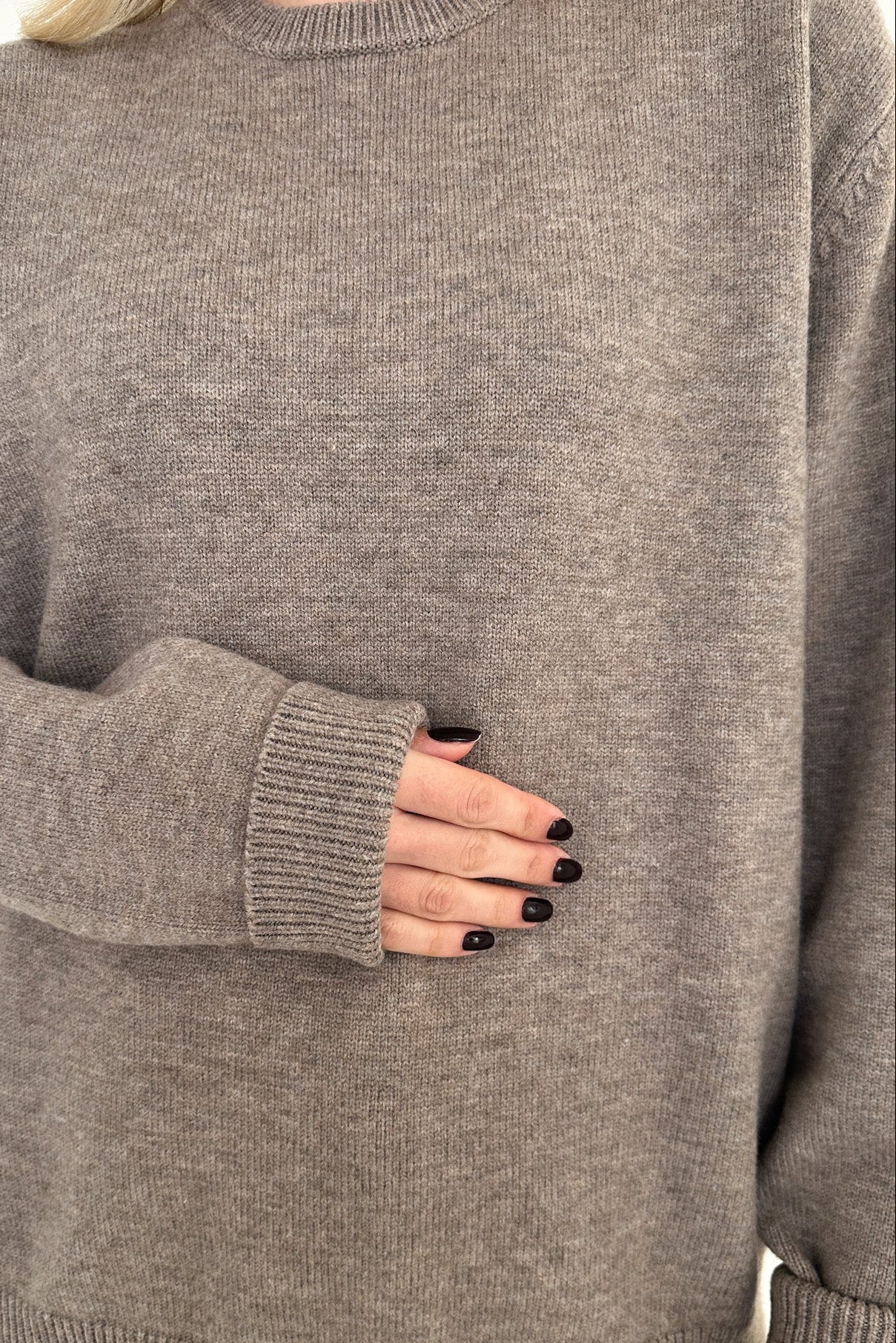 Maddox Essential Crew Neck Boyfriend Sweater in Mocha - Image 7