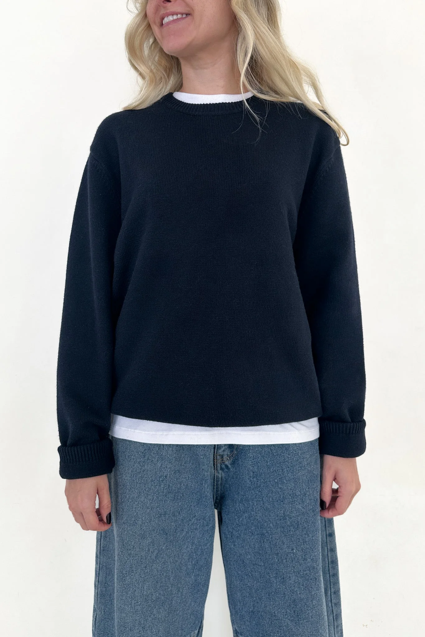 Maddox Essential Crew Neck Boyfriend Sweater in Navy - Image 2