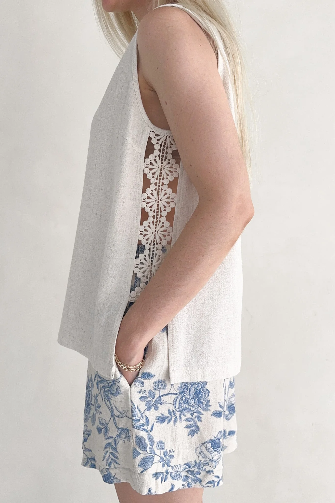 Madison Linen Blend Relaxed Tunic Tank in Natural - Image 4