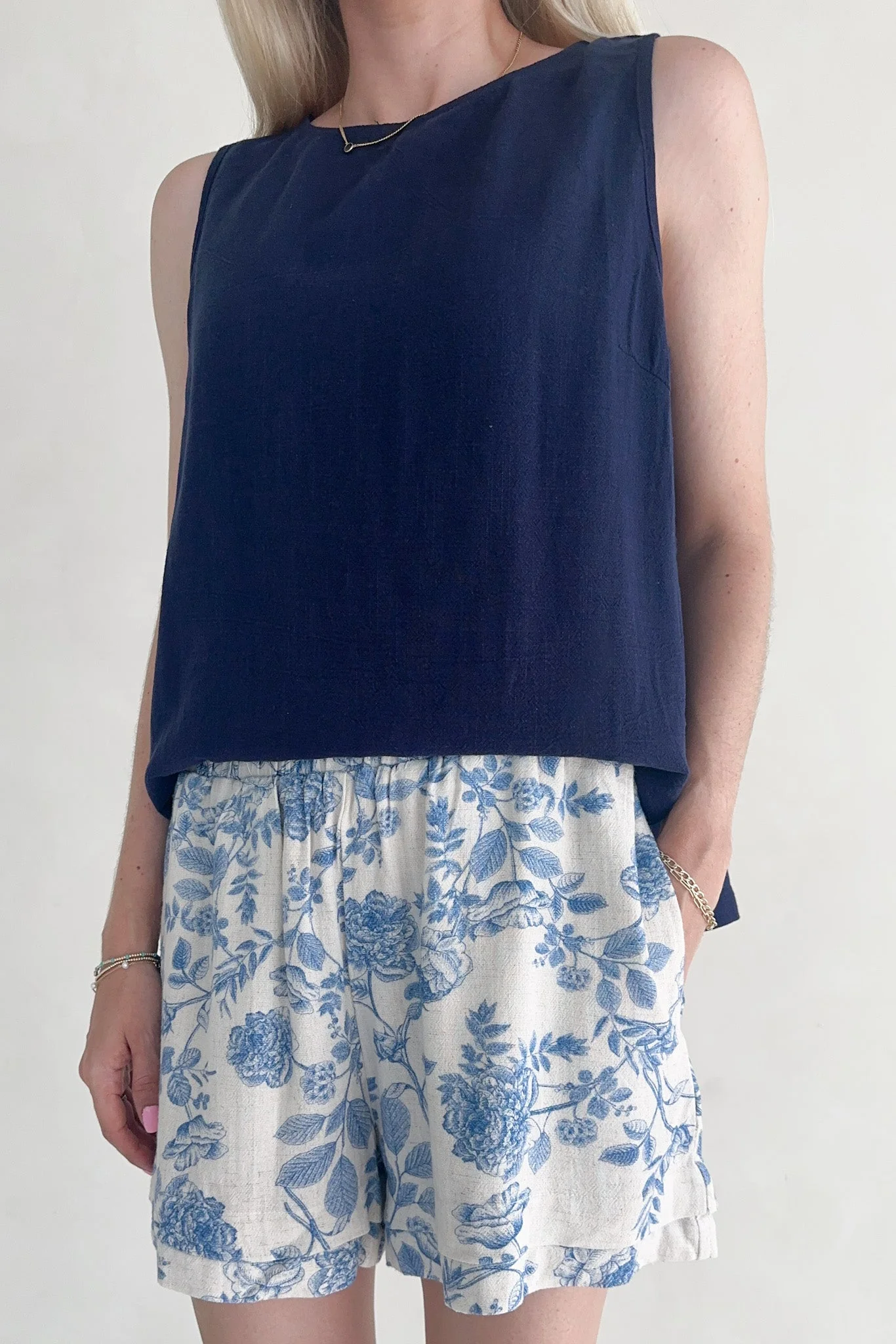 Madison Linen Blend Relaxed Tunic Tank in Navy - Image 2