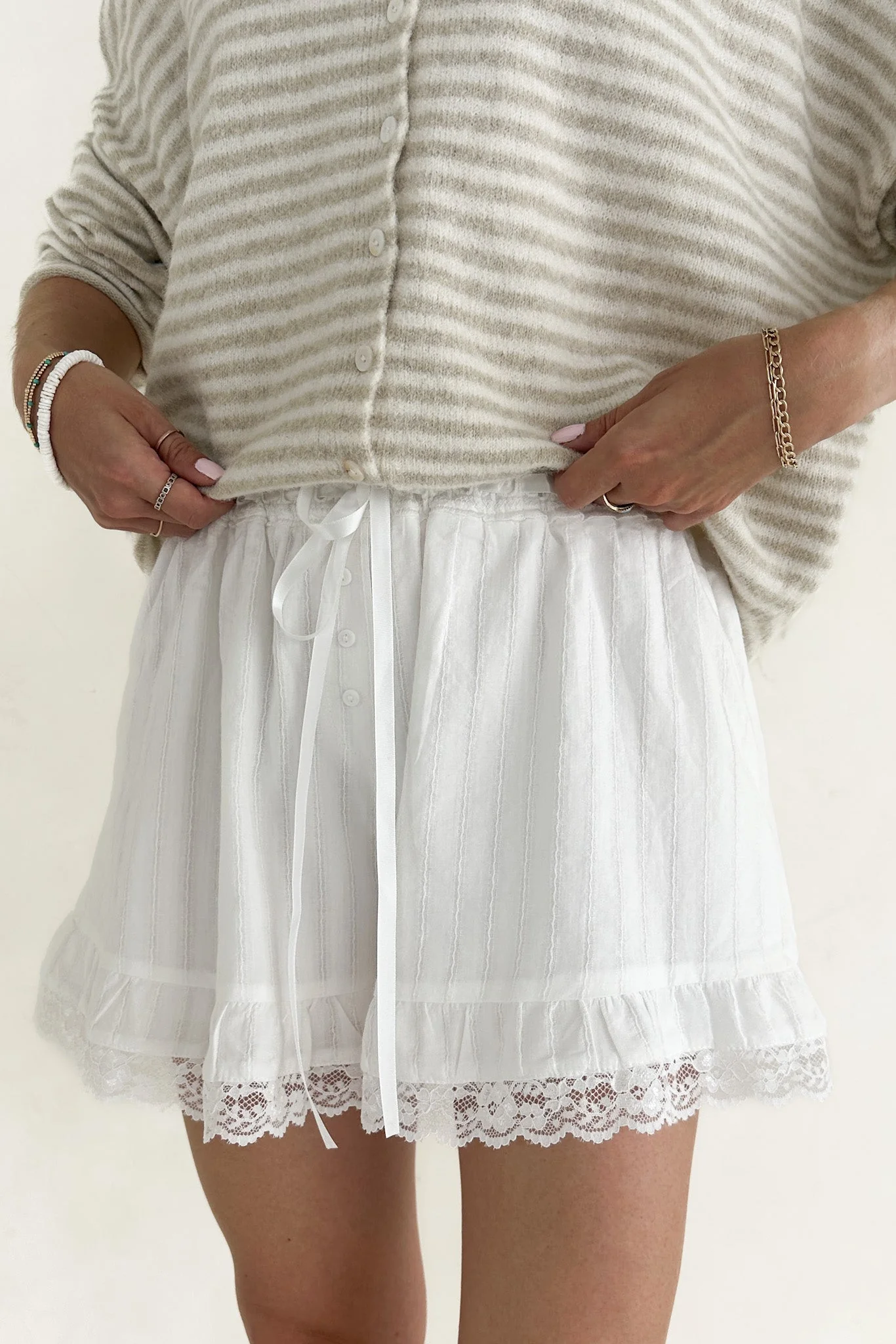 Maisey Lace Trim Cotton Shorts - Image 5