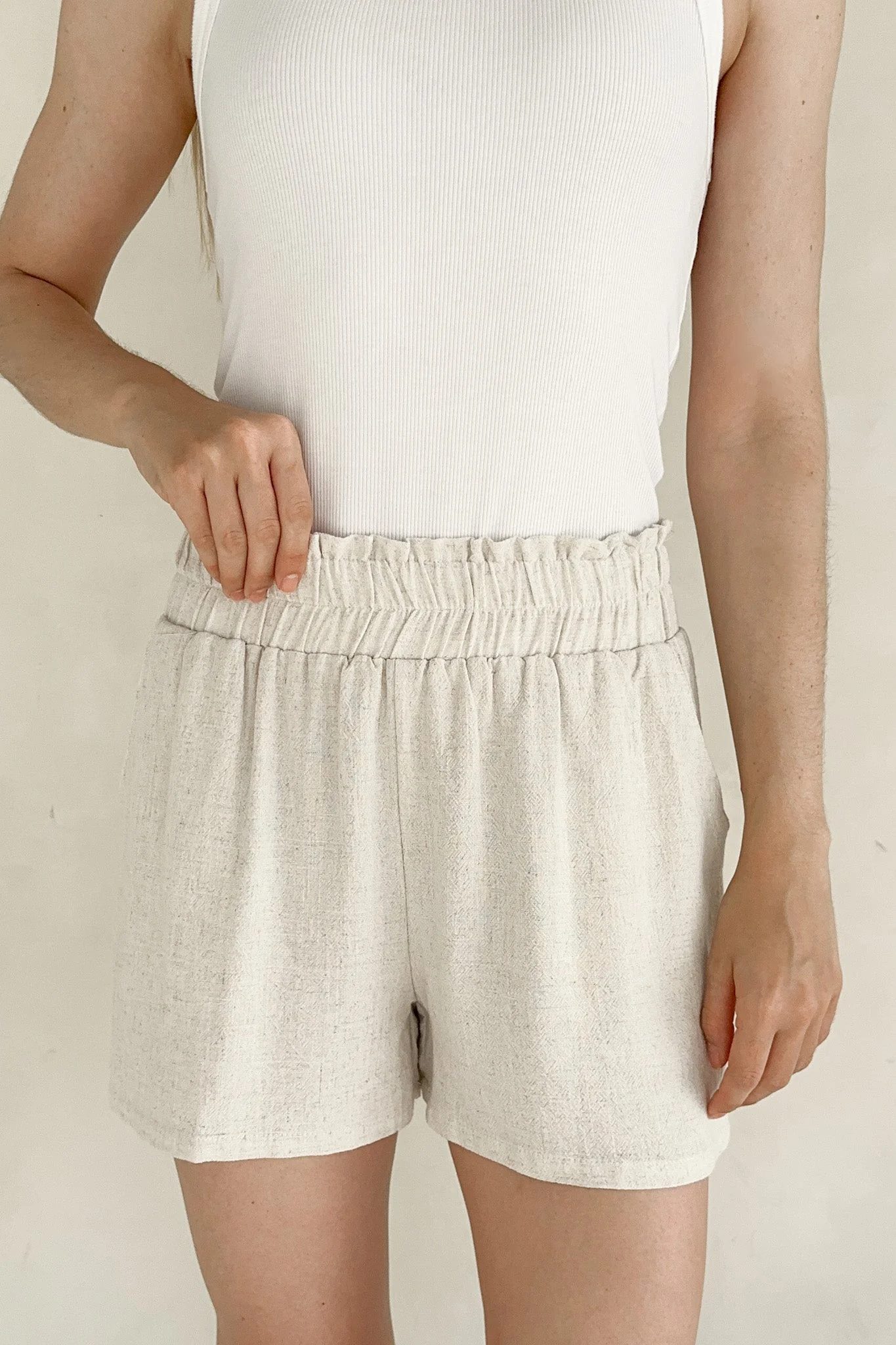 Miley Linen Blend Elastic Waist Shorts - Image 7