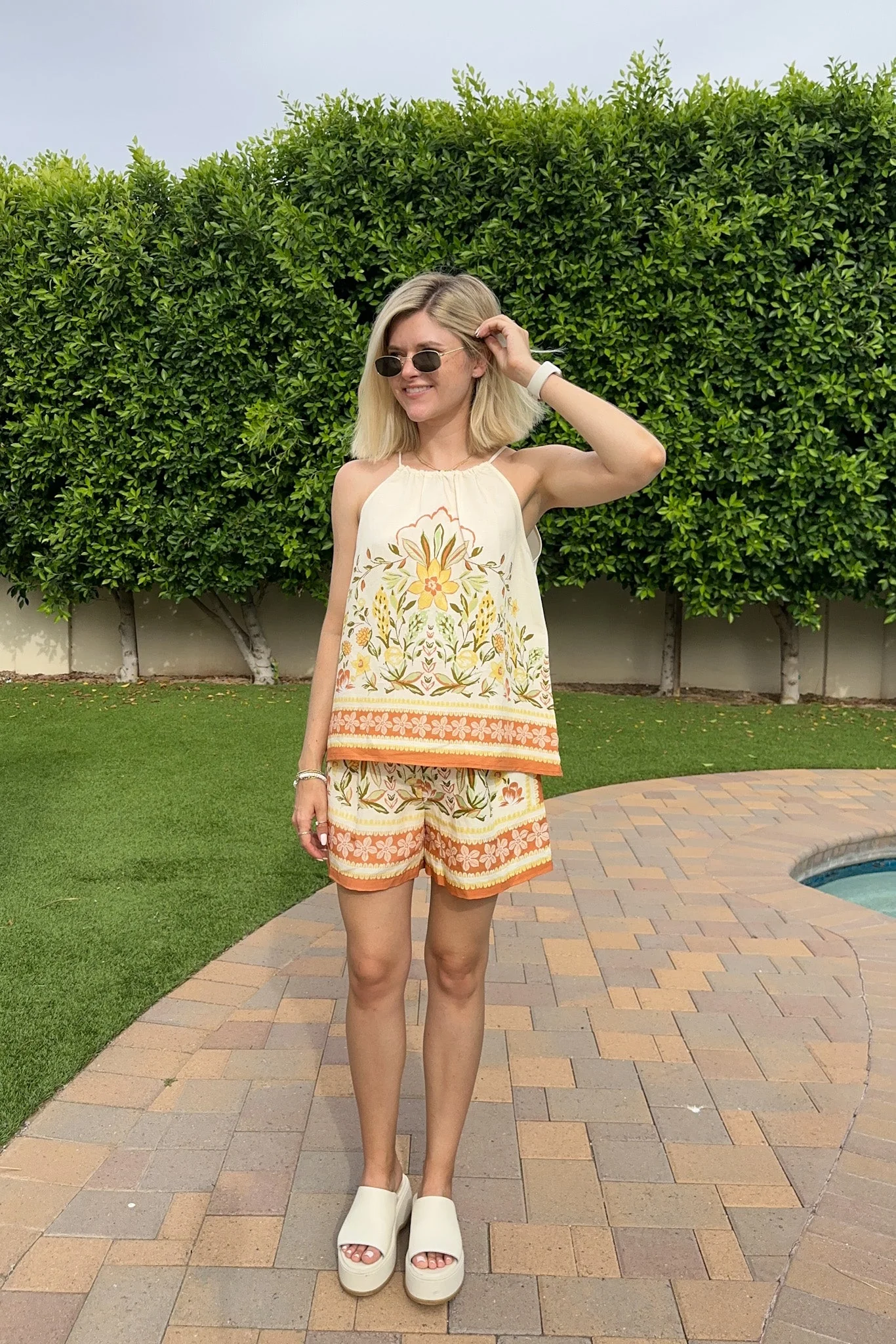 Over the Border Tropical Print Top - Image 5