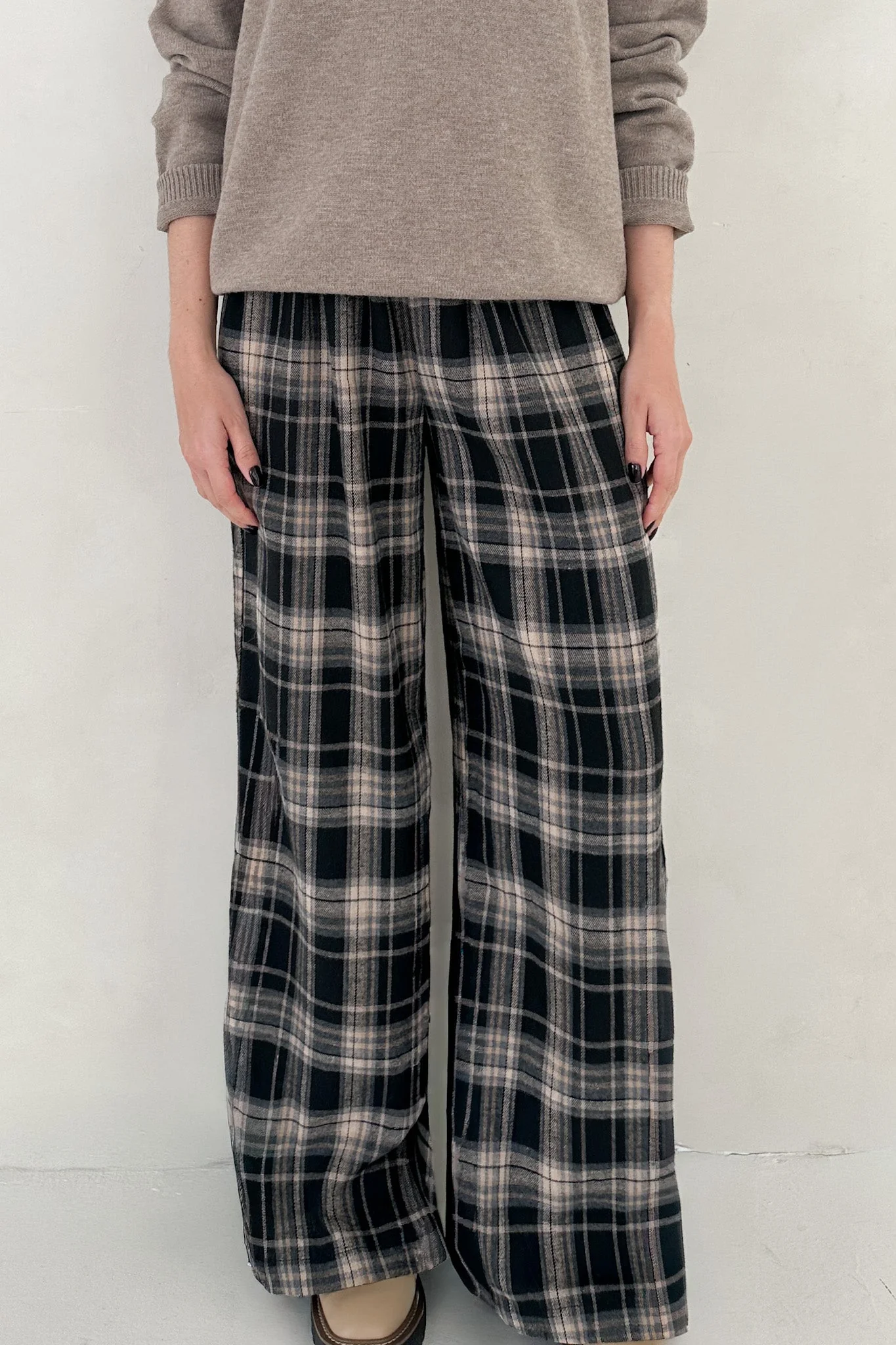 Aspen Pajama Style Pants in Black - Image 7