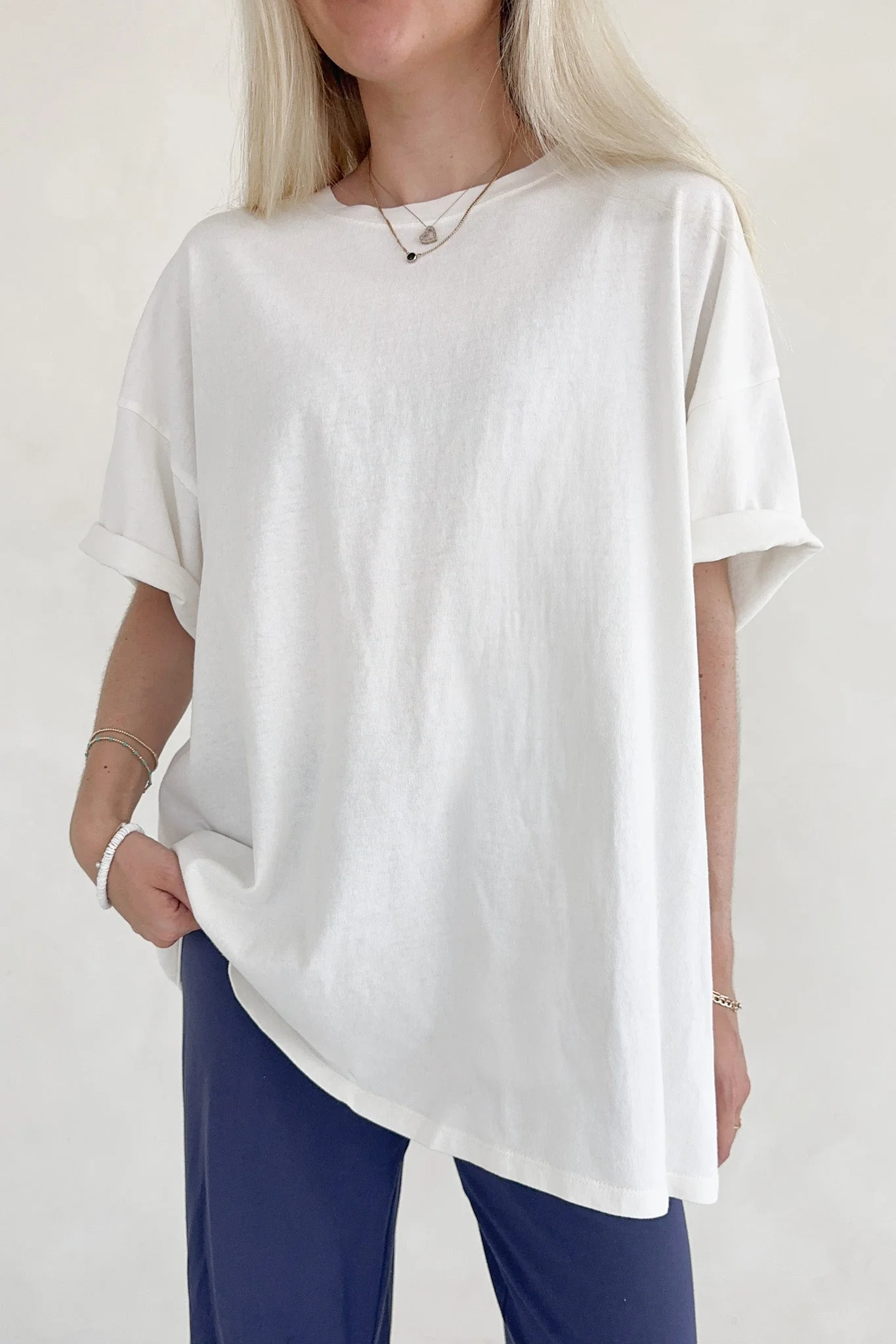 Quinn Cotton Mineral Wash Oversized Crew Neck Tee in Off White - Image 4
