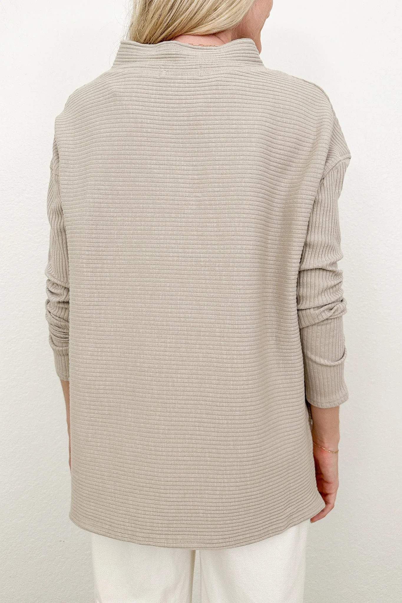 Remi Ribbed High Low Top - Image 3