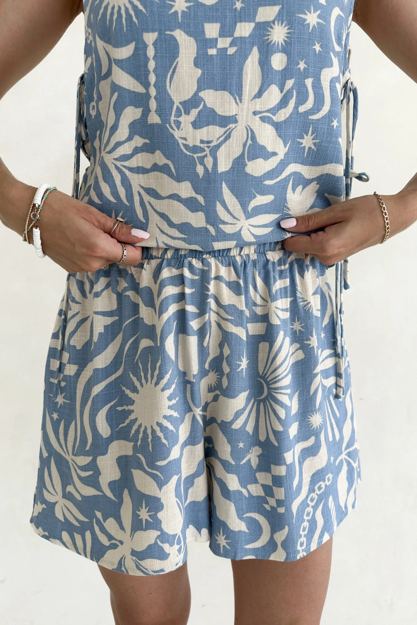 Renn Blue Wide Leg Tropical Print Woven Shorts - Image 8