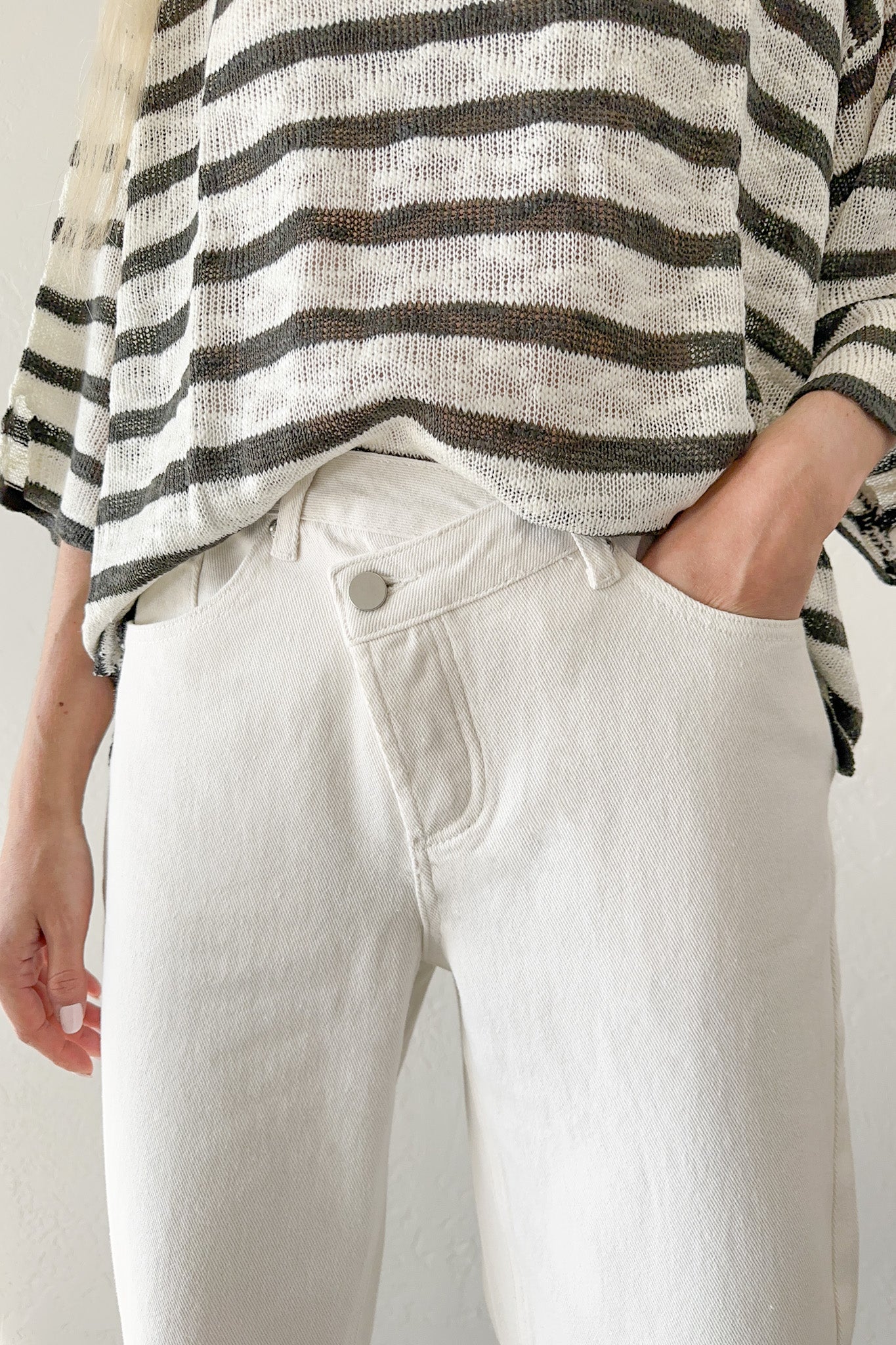 Rue Crisscross Jeans - Image 3