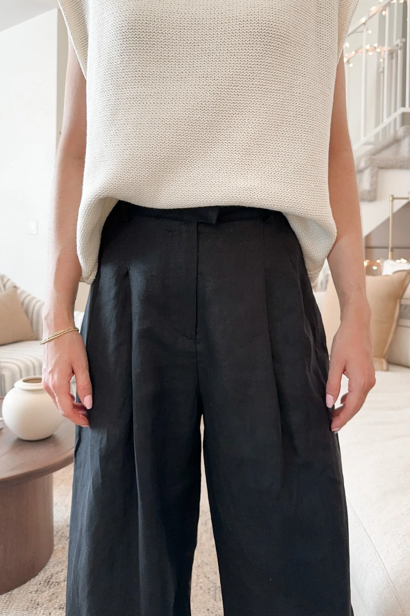 Santorini 100% Linen Trousers in Black - Image 3
