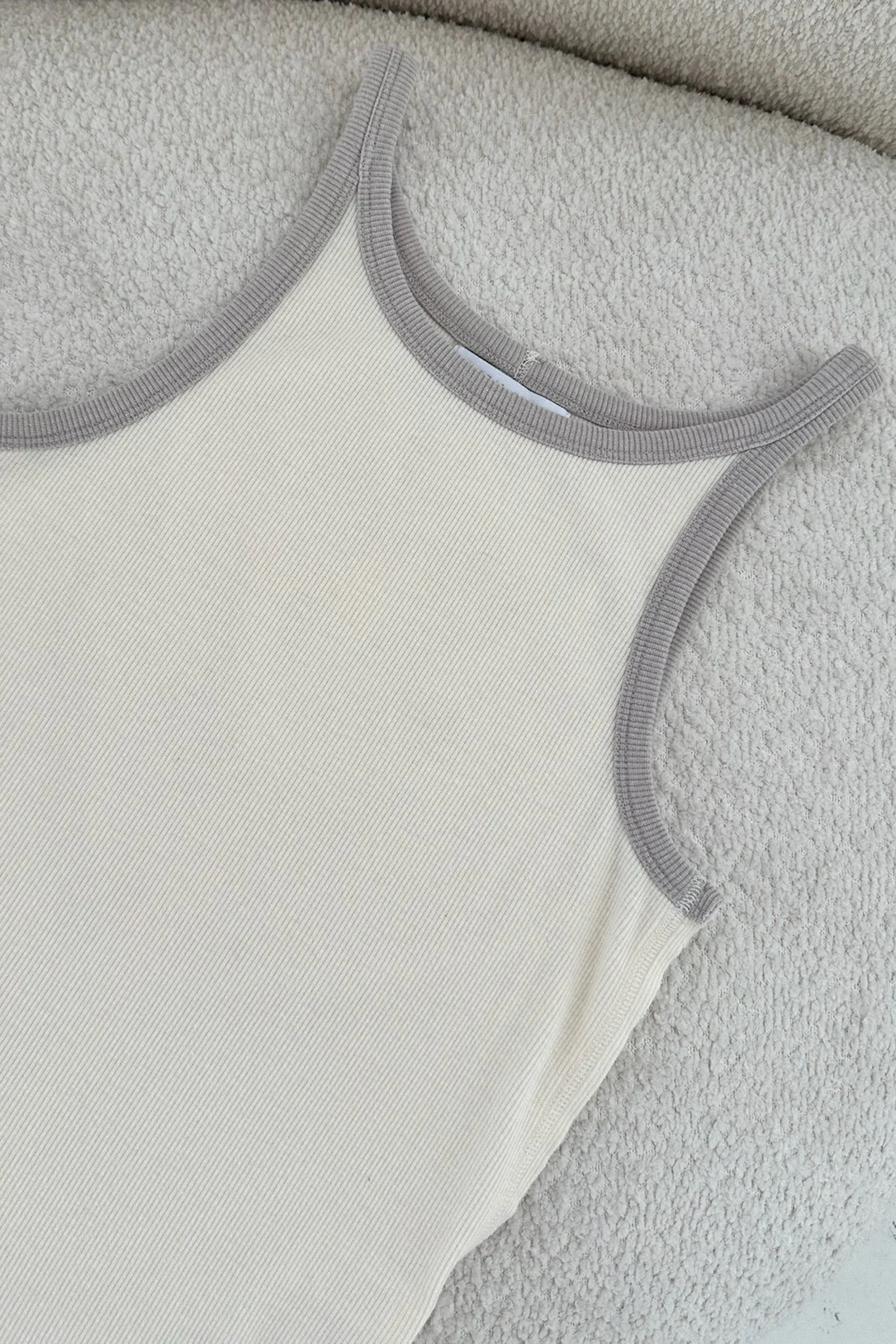Daydreamer Color Block Tank Top in Slate and Oatmeal - Image 5