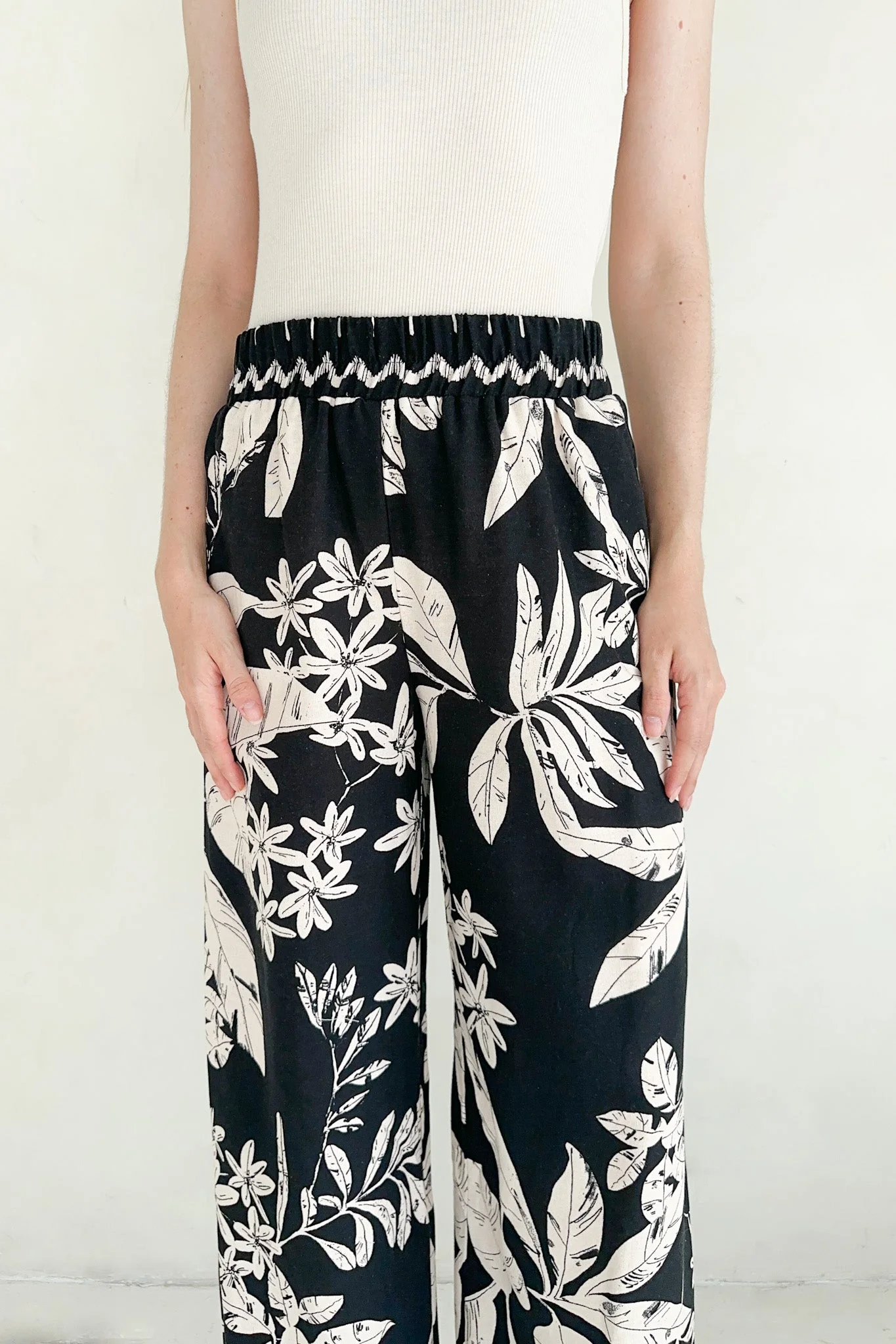 Tulum Printed Wide Leg Pants - Image 4